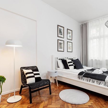 Kazimierz District - Paulinska 18 Street Apartment คราคูฟ ภายนอก รูปภาพ