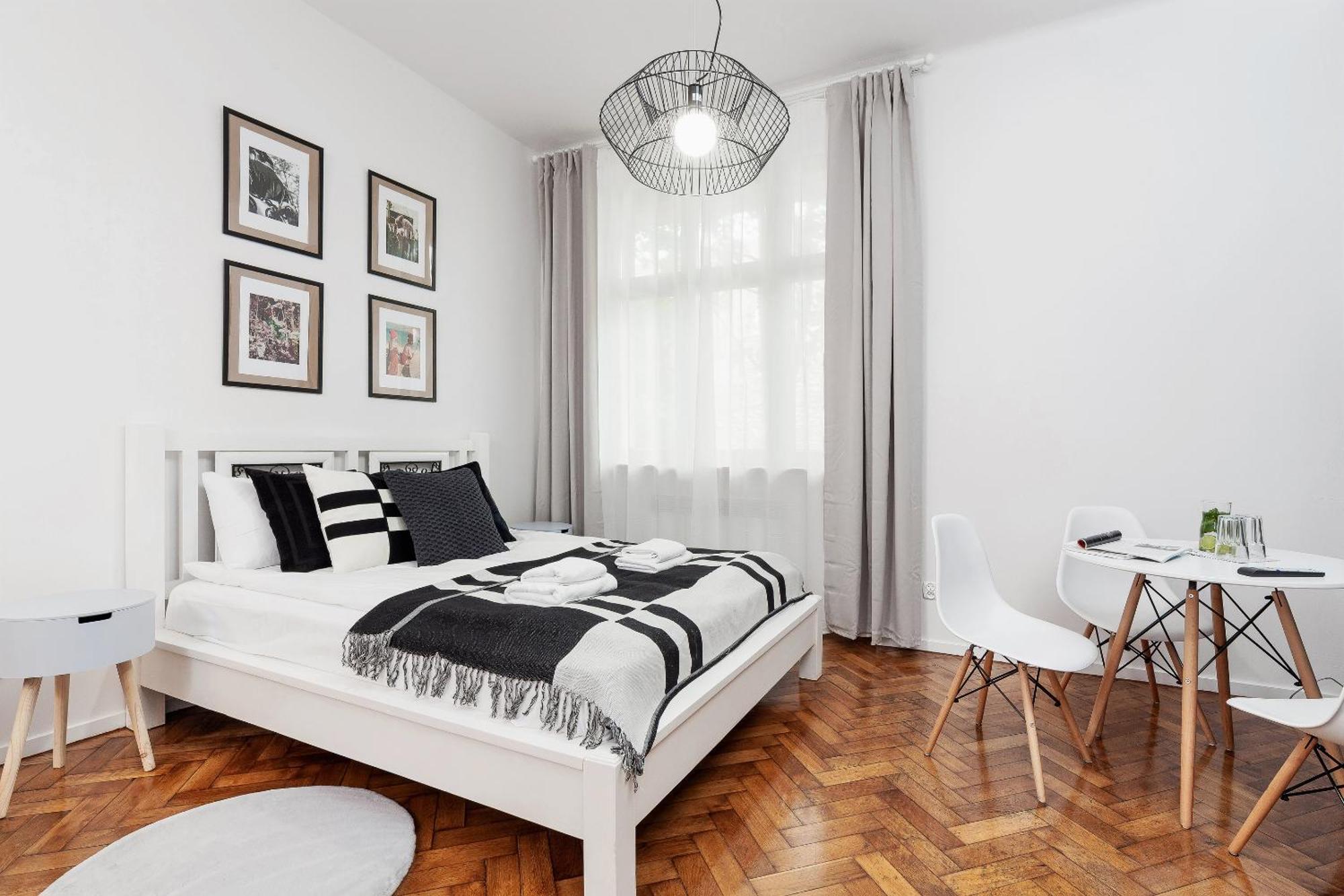 Kazimierz District - Paulinska 18 Street Apartment คราคูฟ ภายนอก รูปภาพ